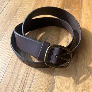 Duluth Trading Co Solid Brass Oval Buckle Leather Belt Adjustable Womens